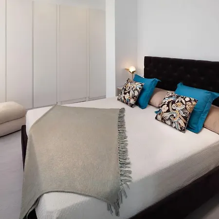Inmalaga Penthouse Atarazanas Apartment *